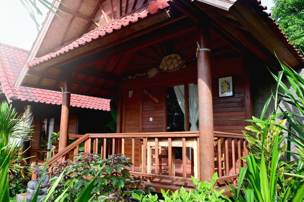G LUna Huts by WizZeLa Lembongan Exterior foto