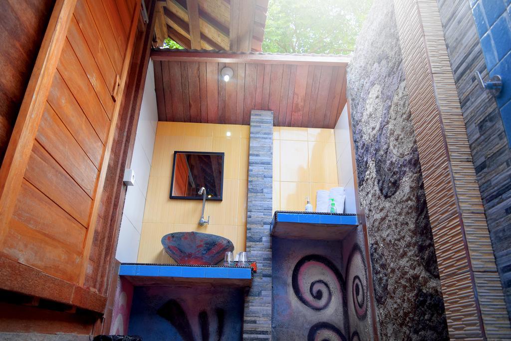 G LUna Huts by WizZeLa Lembongan Exterior foto
