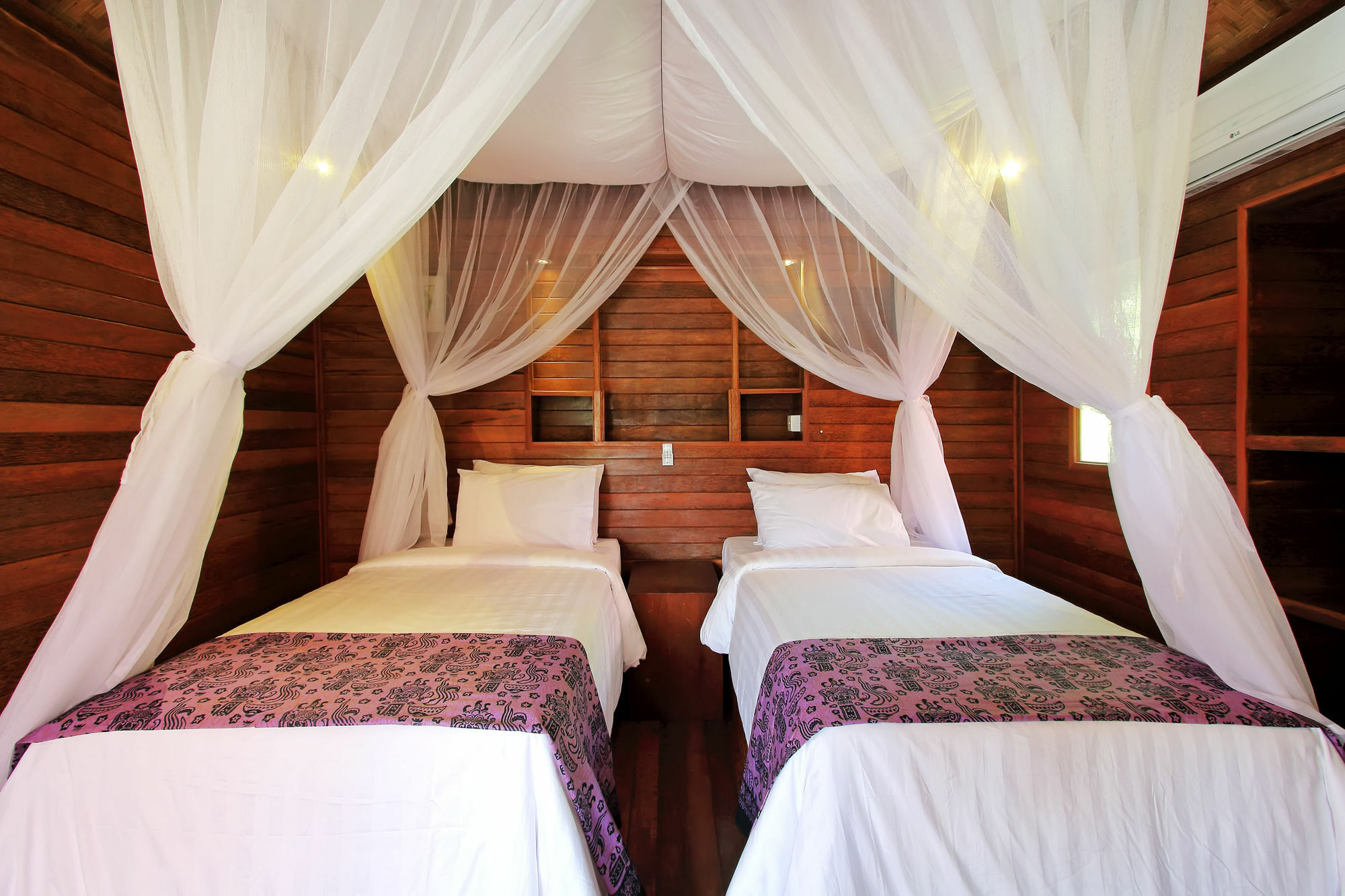 G LUna Huts by WizZeLa Lembongan Exterior foto